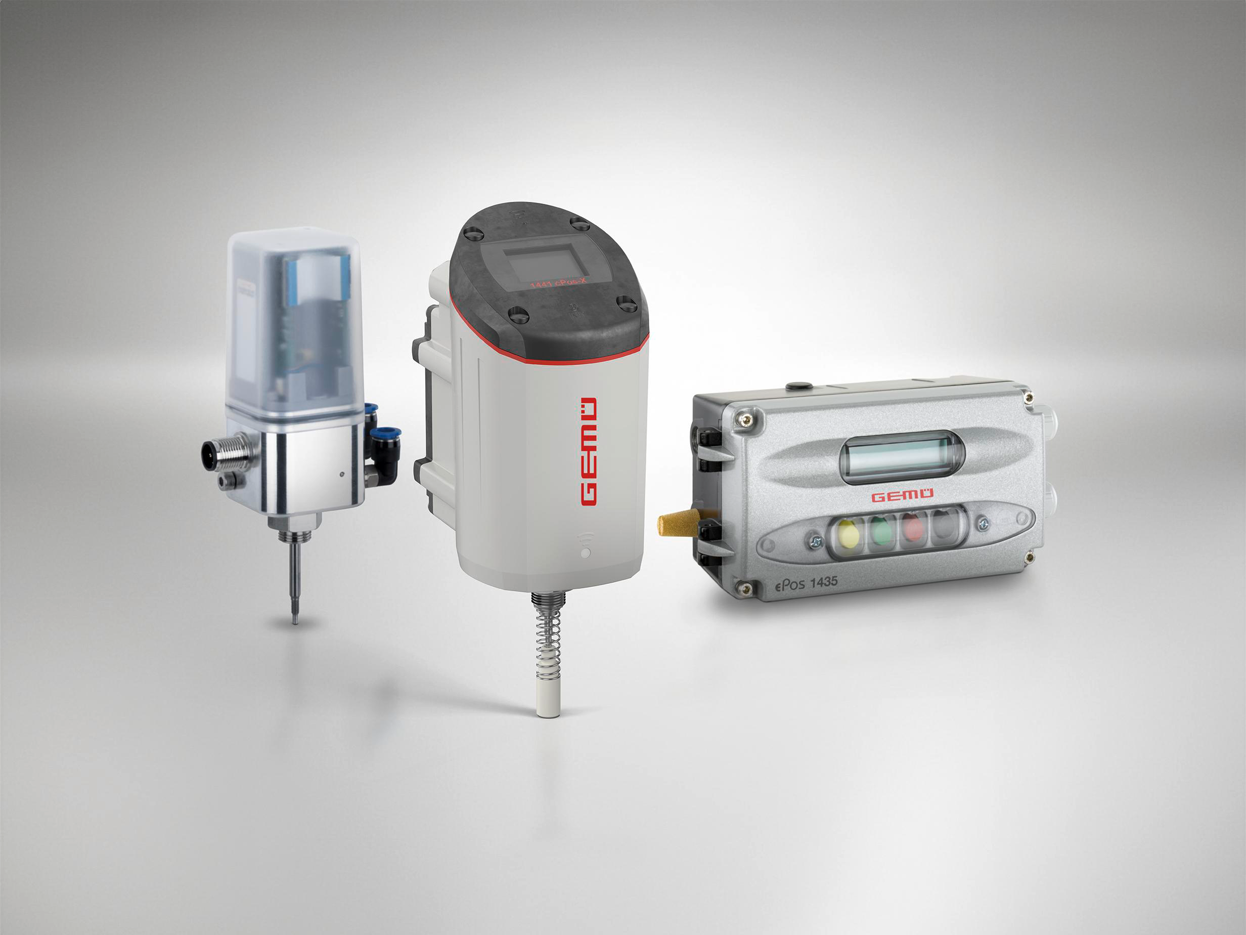 Three different GEMÜ controllers for valve position and process control.