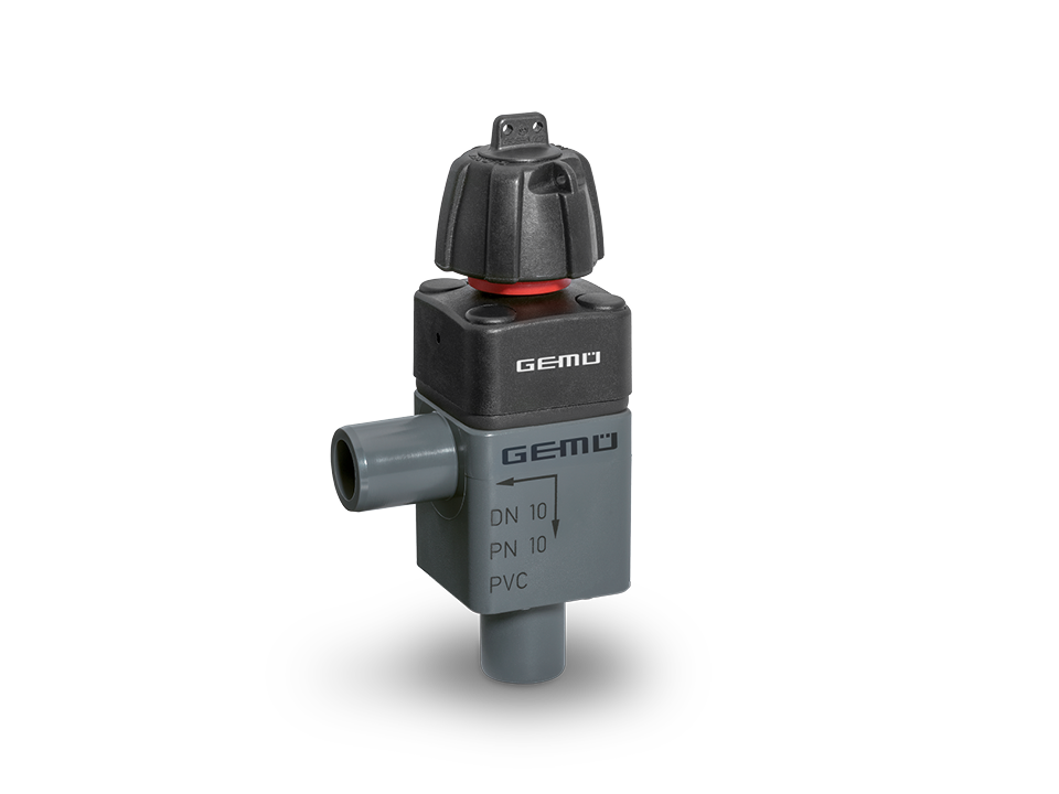 Manual diaphragm valve made of PVC with black handwheel – ideal for water treatment, chemical industry, and process engineering.