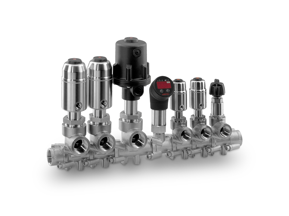 Modular valve island with pneumatic seat valves in stainless steel and plastic designs and digital pressure sensor for precise process control in automated industrial applications.,Modular valve island with pneumatic seat valves in stainless steel and pla