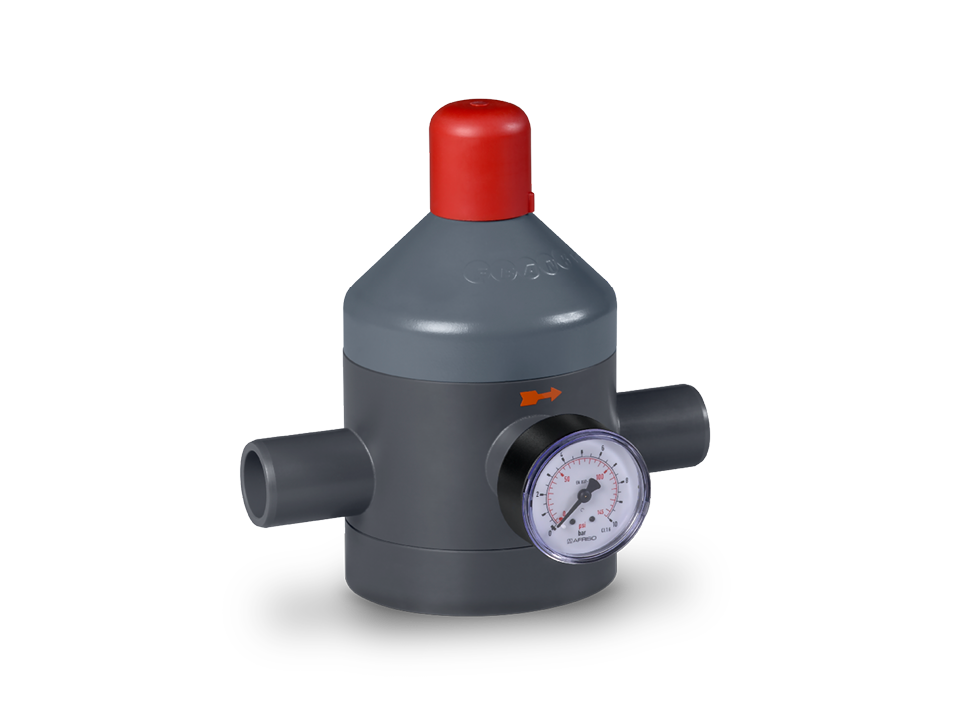 Druckregelventil aus Kunststoff mit integriertem Manometer und rotem Regler für präzise Drucksteuerung in industriellen Anwendungen.